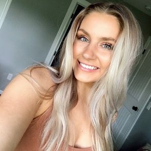 Meet your Posher, Mackenzie